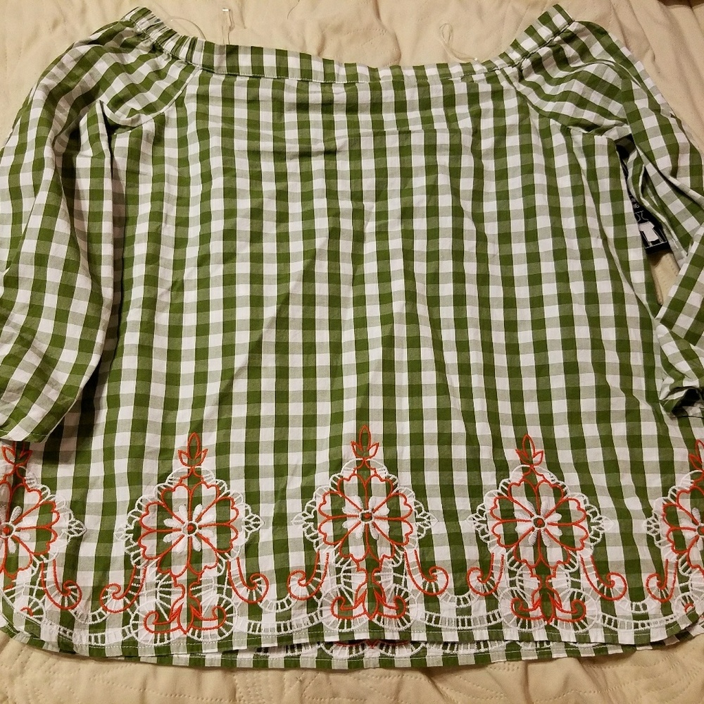 Crown and Ivy 3/4 length Off/On the shoulder Top